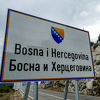 Vlasti u BiH se ne mogu dogovoriti čija je nadležnost uklanjanje sporne table sa hrvatske teritorije