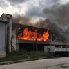 Požar u napuštenom objektu Kombitexa u Bihaću u kojem se okupljaju migranti