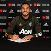 United doveo Tellesa i 18-godišnjaka iz Atalante za 60 miliona eura, stigao i Cavani