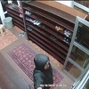 Muškarac ukrao patike u sarajevskoj džamiji, kamere sve snimile