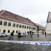 Ranjen policajac ispred zgrade Vlade Hrvatske u Zagrebu