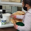 Sve više Mostaraca traži komad hljeba, promet u javnim kuhinjama uvećan za 10 posto
