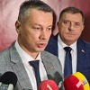 Ljubav DNS-a i SNSD-a danas je i zvanično pukla u Banjoj Luci