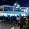 Korona party uz pjevača Đanija u Lukavcu: U krcatom klubu građani se provode