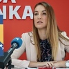 Neira Dizdarević: Nesposobnost upravljanja krizom pandemije traži hitno formiranje nove Vlade KS