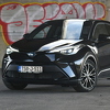Testirali smo hibridnu Toyotu C-HR: Gradski šminker koji je ipak više od toga