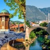 Kako je pandemija podijelila zdravstvo u Sarajevu, a ujedinila ono razjedinjeno u Mostaru