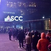 Ispred tržnih centara u Sarajevu i dalje gužve, nadležni tvrde da situaciju drže pod kontrolom