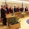 Mjere zabrane kretanja i obaveznog nošenja maski su neustavne