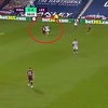 Igrač WBA postigao komičan autogol protiv Leedsa