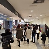 Gužve u zeničkim tržnim centrima, policija najavila kontrole u novogodišnjoj noći