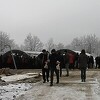 Prva grupa migranata i izbjeglica smještena u vojne šatore u kampu Lipa