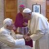 Papa Franjo i bivši papa Benedict vakcinisani protiv koronavirusa