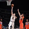 Double-double Jokića u trijumfu Denvera protiv Oklahome, Utah nastavila seriju pobjeda