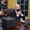 Biden: Trump mi je prije odlaska napisao veoma velikodušno pismo