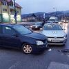 Nesreća u Vogošći: Jedna osoba povrijeđena u sudaru dva automobila