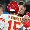 Večeras 55. Super Bowl: Kansas brani titulu protiv Tampa Baya, Mahomes i Brady u centru pažnje