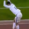 Iranski nogometaš postao hit: Napravio salto pa iz auta bacio loptu više od 50 metara