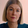 Glumica Rosamund Pike otkrila da svoje nagrade zakopava u vrtu iza kuće