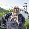 Danas je godina dana od isteka roka za uklanjanje crkve iz dvorišta nane Fate: Ima li pravde