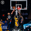Lakersi poraženi od Knicksa, Curry uništio Nuggetse i upisao se u historiju