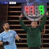 Agüero u čudu gledao semafor, ispravio grešku sudije pa postao hit na internetu