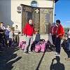 Merhamet podijelio školski pribor djeci u Zvorniku i Bratuncu, siromašnim porodicama pakete