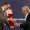 Kritike Vučiću u Srbiji zbog odlikovanja negatora genocida Handkea: Čvrsto stojimo uz zločince