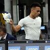 Lautaro Martinez nakon izmjene skinuo dres Intera i žestoko se posvađao s Conteom
