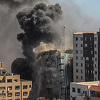 Izraelska vojska tvrdi da je Hamas medije u srušenom tornju u Gazi koristio kao "živi štit"