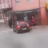 Brčko: Automobilom se zabio u baštu kafića, jedna osoba poginula