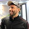 Aguero skupocjenim darovima iznenadio zaposlenike Cityja, jednom poklonio i automobil