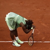 Umorna Serena Williams ispala s Roland Garrosa od duplo mlađe protivnice
