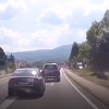 Opasna vožnja: Preticanje u nedozvoljenoj traci kod Žepča