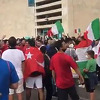 Prelijepe scene s ulica Rima, Italijani i Turci zagrljeni pjevaju i čekaju utakmicu