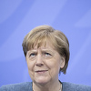 Angela Merkel vakcinisala se AstraZenecom, a revakcinisala Modernom