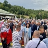 Građani napuštaju Potočare, u dolini bijelih nišana ostaje 6.671 žrtva genocida