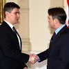Milanovićeva (ne)svjesnost: Podržao deklaraciju protiv nacionalizma, a Komšiću je ruku pružao i 2012.