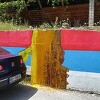 Prefarban mural s likom osuđenog ratnog zločinca Ratka Mladića u Foči