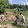 Omladinci iz sedam država grade kuću povratničkoj porodici Mehić iz Konjević Polja