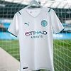 Manchester City predstavio novi gostujući dres i oduševio svoje navijače