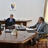 Komšić sazvao telefonsku sjednicu Predsjedništva BiH zbog Centralne banke, čeka se Dodikov odgovor