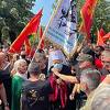 Crnogorci se okupljaju na protestu protiv mitropolitovog ustoličenja na Cetinju