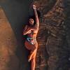 Hana atraktivnom fotografijom s plaže poručuje: Ko kaže da je ljeto gotovo