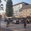 Više stotina Zeničana jutros čeka vakcinaciju Pfizerom ispred doma zdravlja
