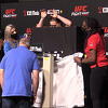 Ženska UFC borba otkazana nakon što se djevojka počela tresti zbog skidanja kilograma