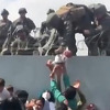 Beba koja je prebačena preko zida na aerodromu u Kabulu sada živi u Arizoni