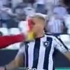 Brazilac u jednom od najgorih prekršaja sezone udario protivnika nogom u glavu