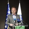 Izetbegović: Pozivam Dodika da se civilizira, razgovarat ćemo tek kada prekine blokade