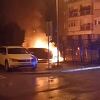 Na parkingu u Banjoj Luci izgorjela dva automobila